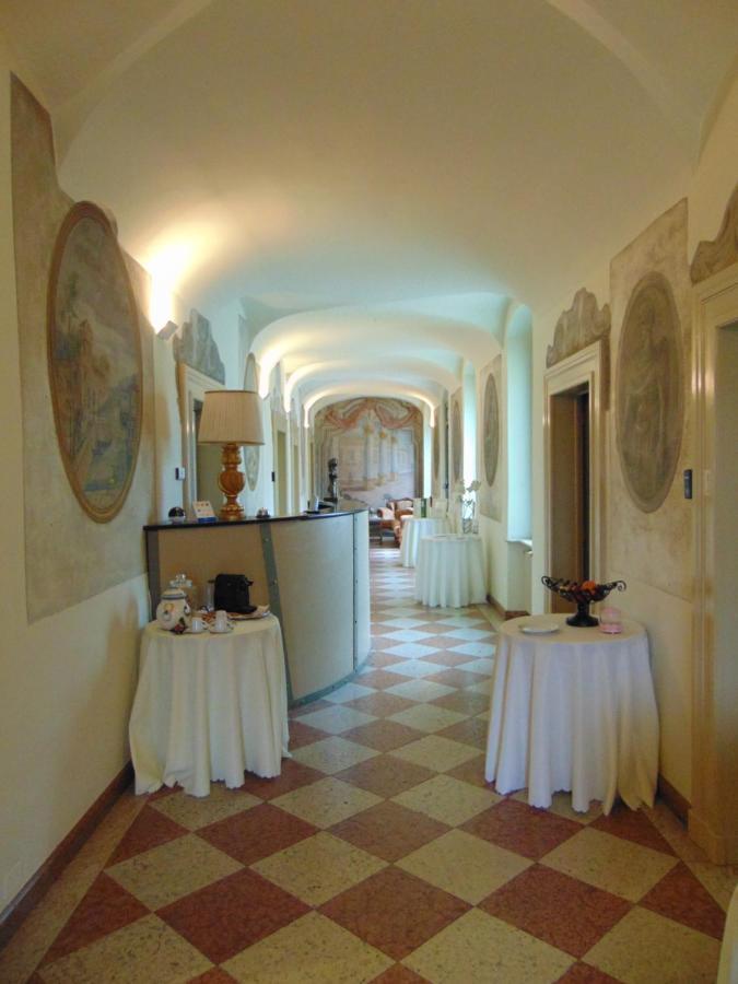 Galleria Imperiale Suites Sarnico Exterior foto